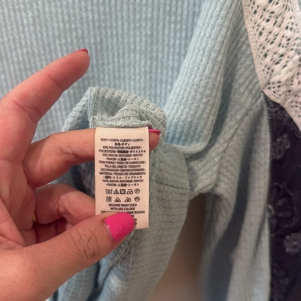 Free People Casual Clash top, XS